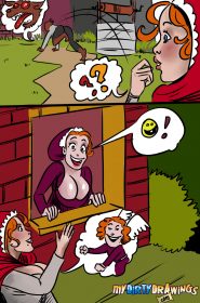 Red Riding Hoe (37)